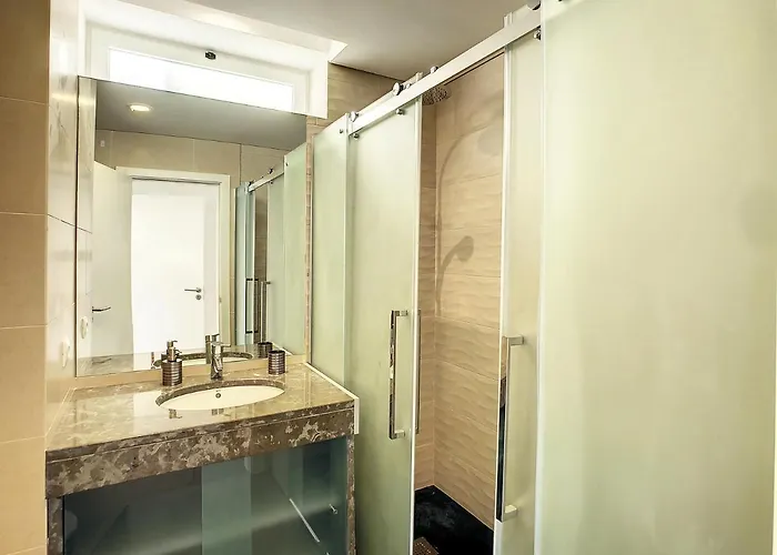 Paradise View By Lovelystay פונשל