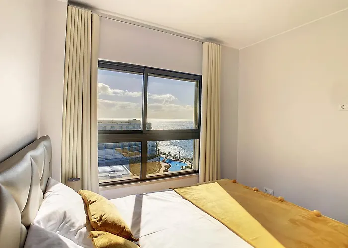 Paradise View By Lovelystay דירה *