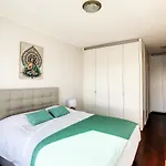 Paradise View By Lovelystay Apartment