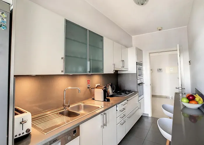 Paradise View By Lovelystay